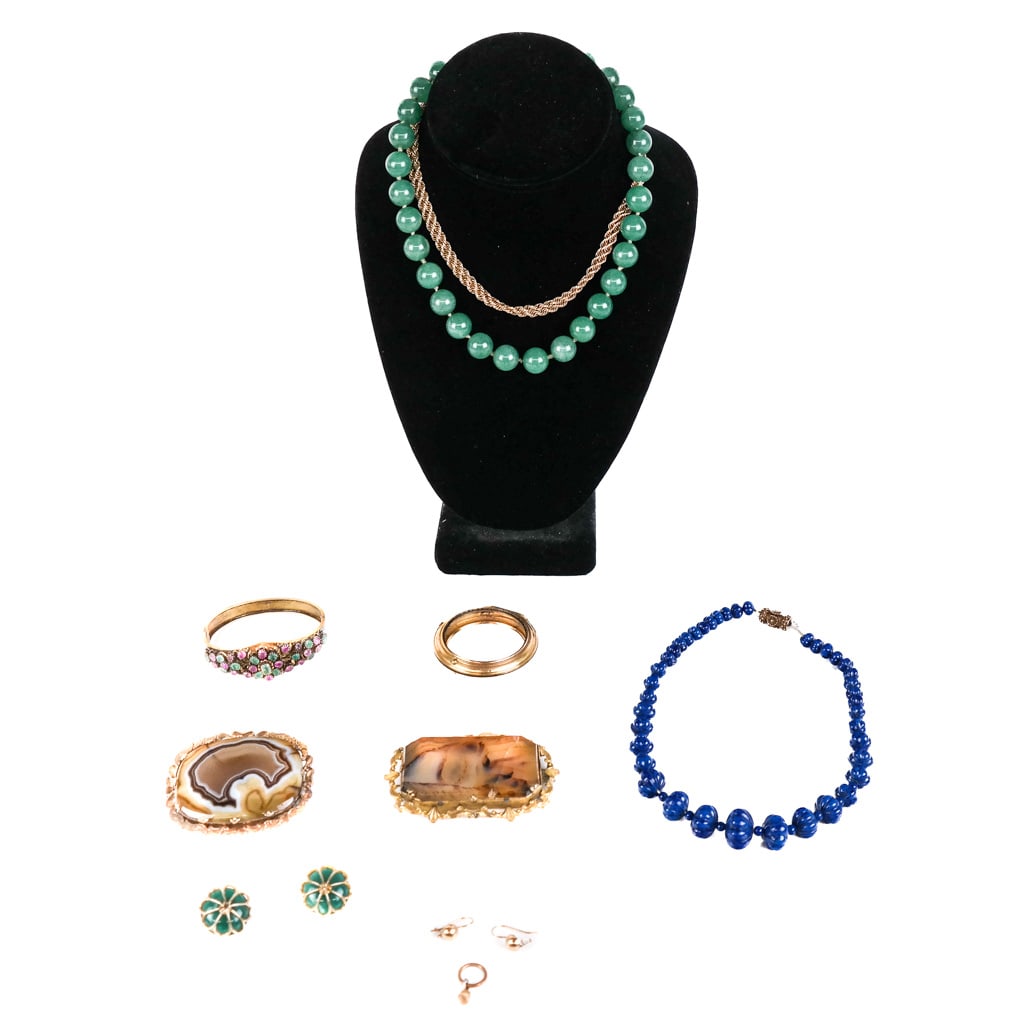 Assorted Costume Jewelry (1 of 13)