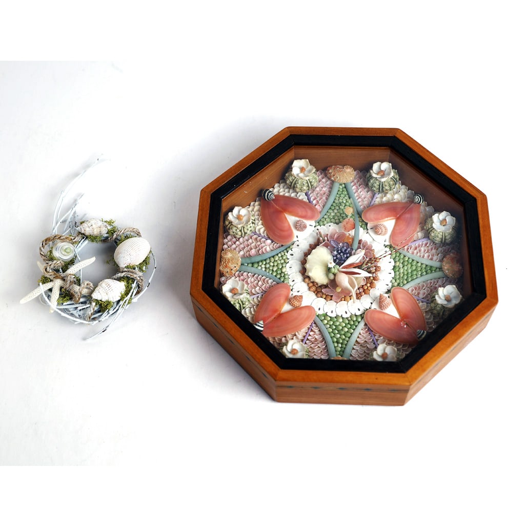 Two Decorative Shell-Motif Items (1 of 7)