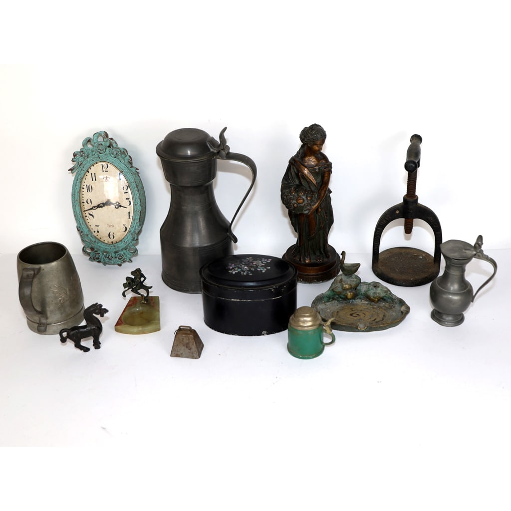 Assembled Group of Metal Decorative Collectibles (10) (1 of 11)