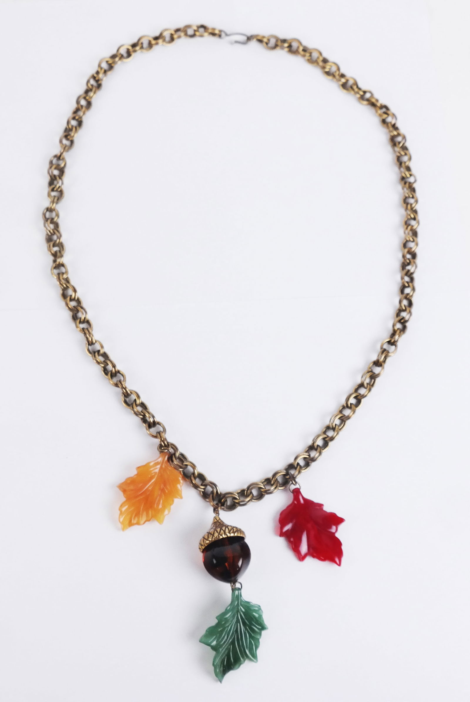 Vintage Bakelite Charm Necklace (1 of 7)