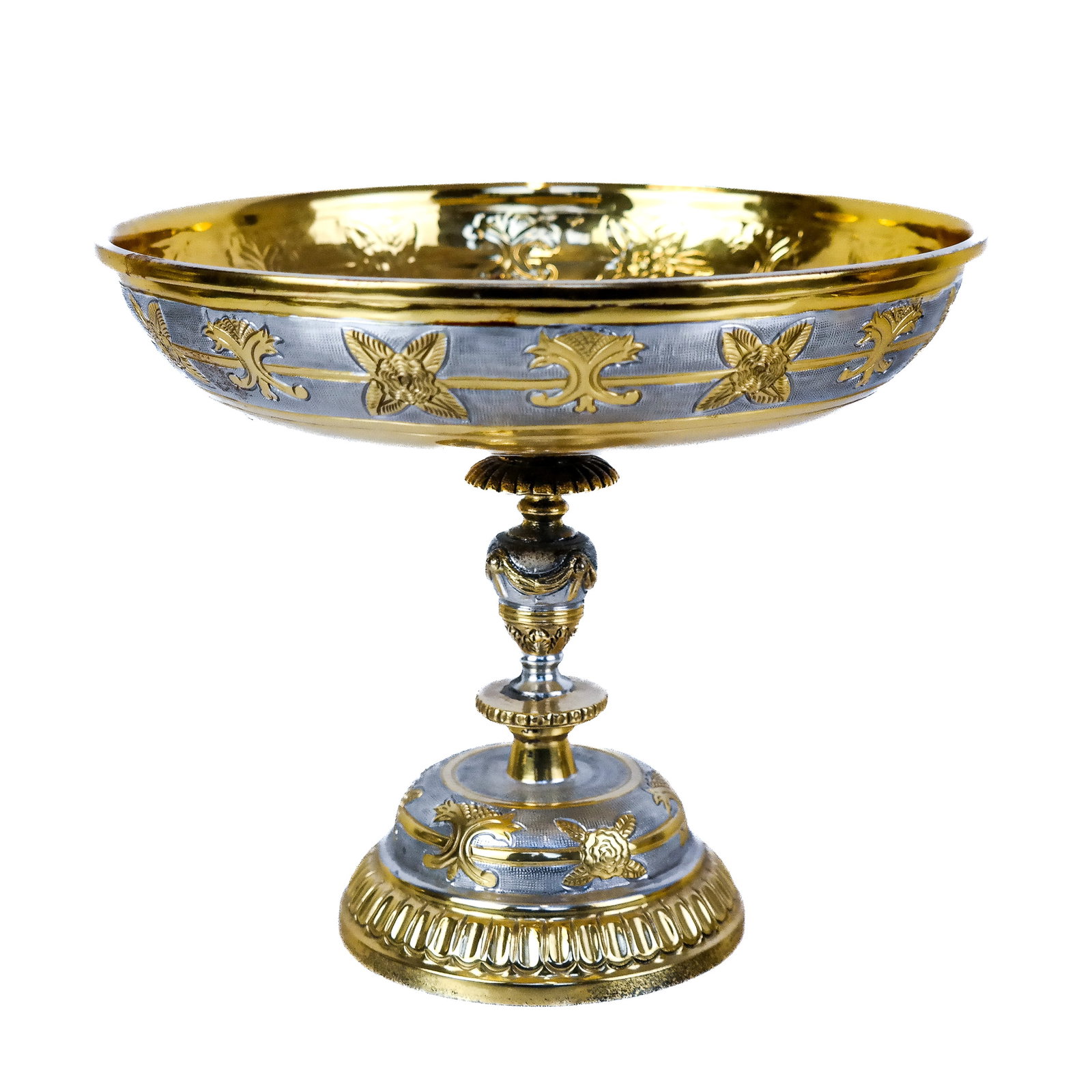 .925 Sterling Silver & Vermeil Compote: A .925 sterling silver and vermeil Neoclassical compote. Manufactured by Tane. [6 3/4" x 8" Diameter]. (27.62 ozt.). Provenance: From the Estate of Baroness Gabriele Langer von Langendorff.