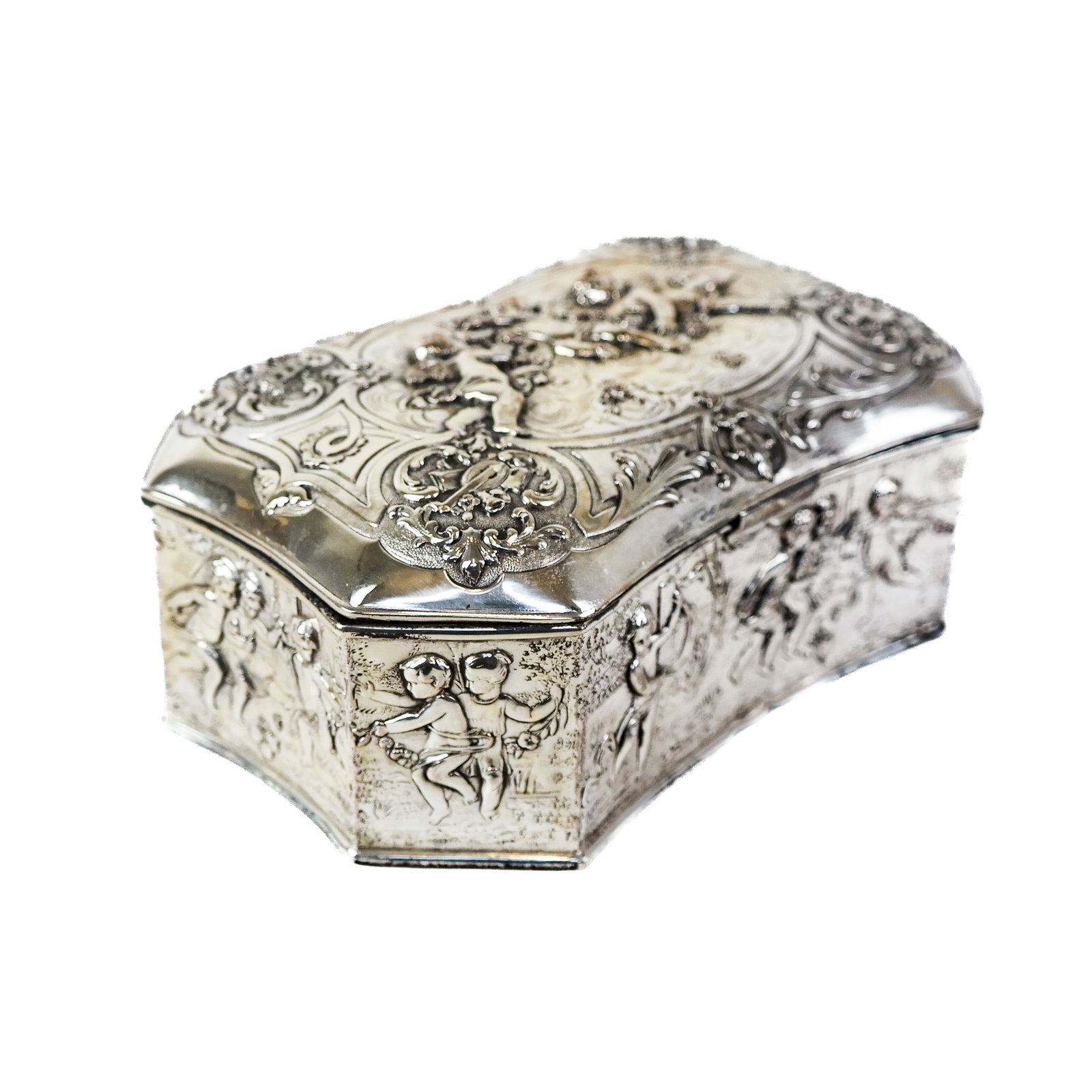 Renaissance-Style Hanau Sterling Silver Box (1 of 10)