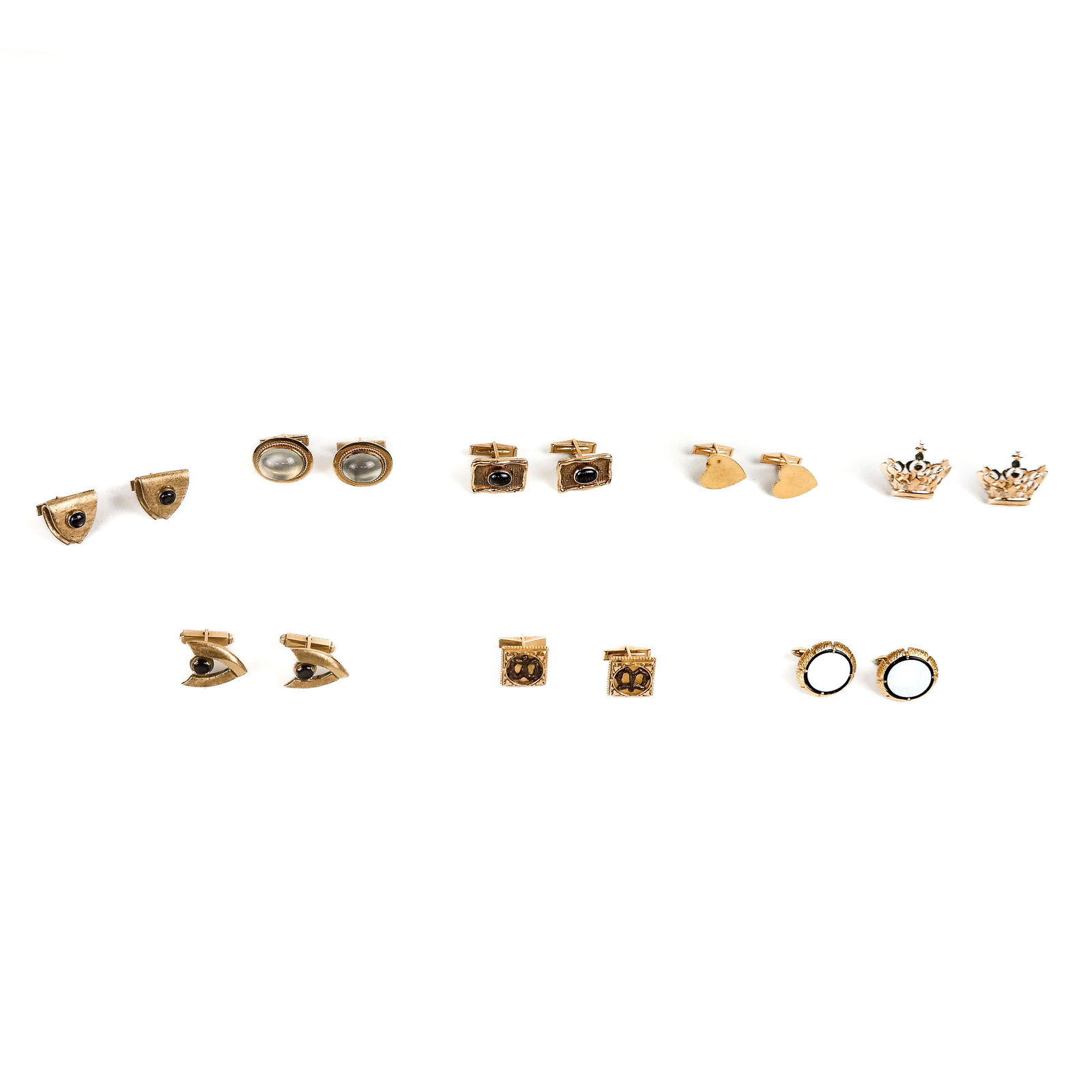 8 Pair of Gold Cufflinks (1 of 11)