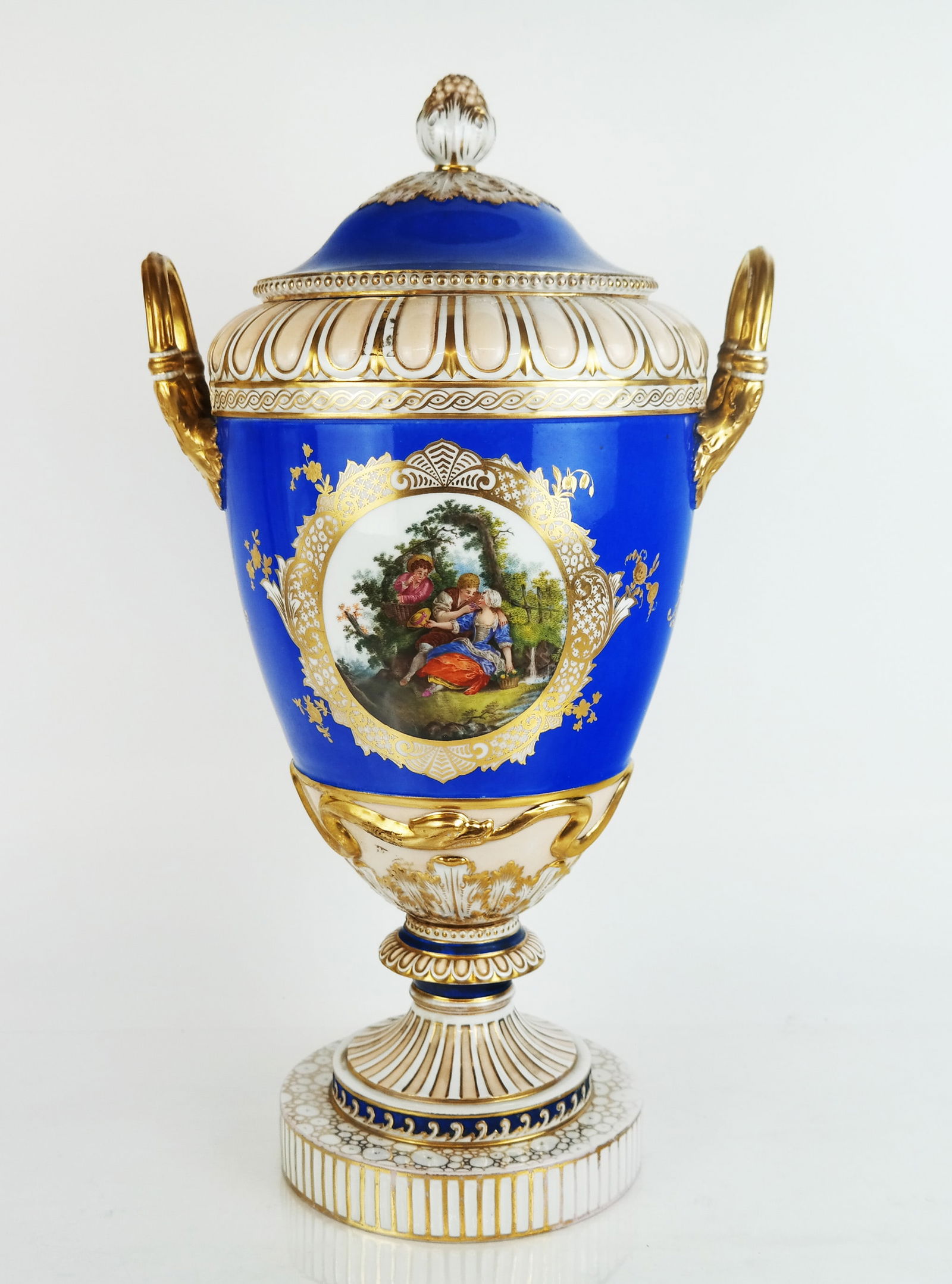 Berlin Porcelain Decorated Vase (1 of 12)