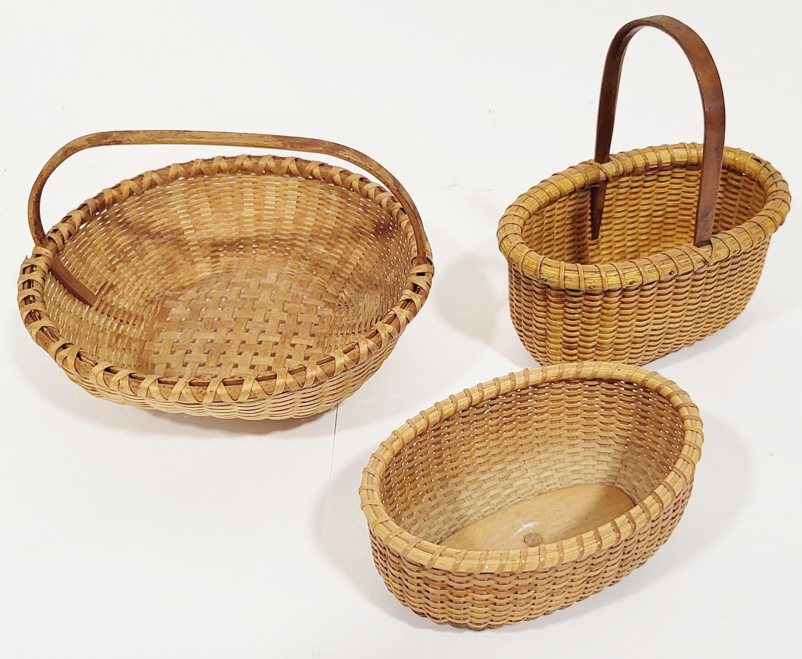 Lot of 3 Vintage Nantucket Woven Baskets & Tray (1 of 18)