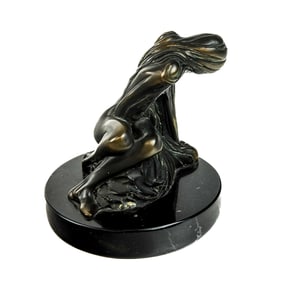 Bob BENNETT: Nude Woman - Bronze Sculpture