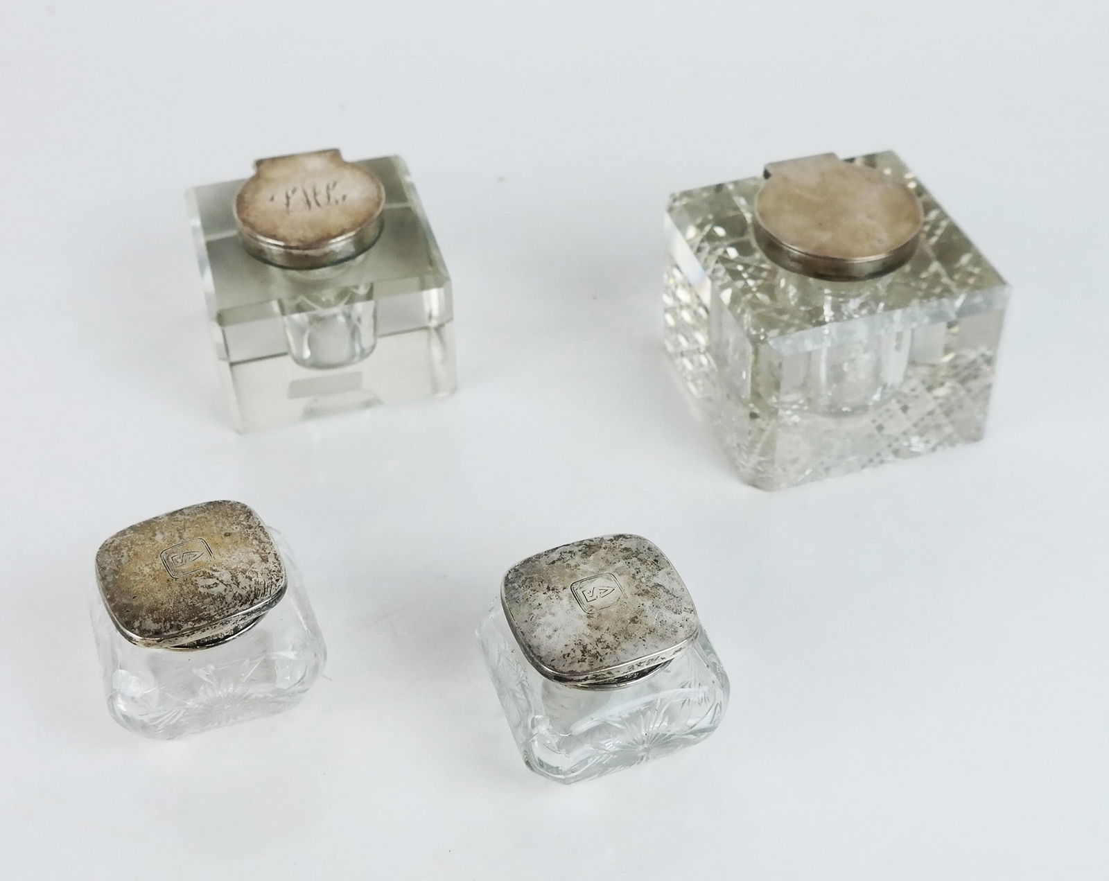 4 Silver-Mounted Inkwells (1 of 10)