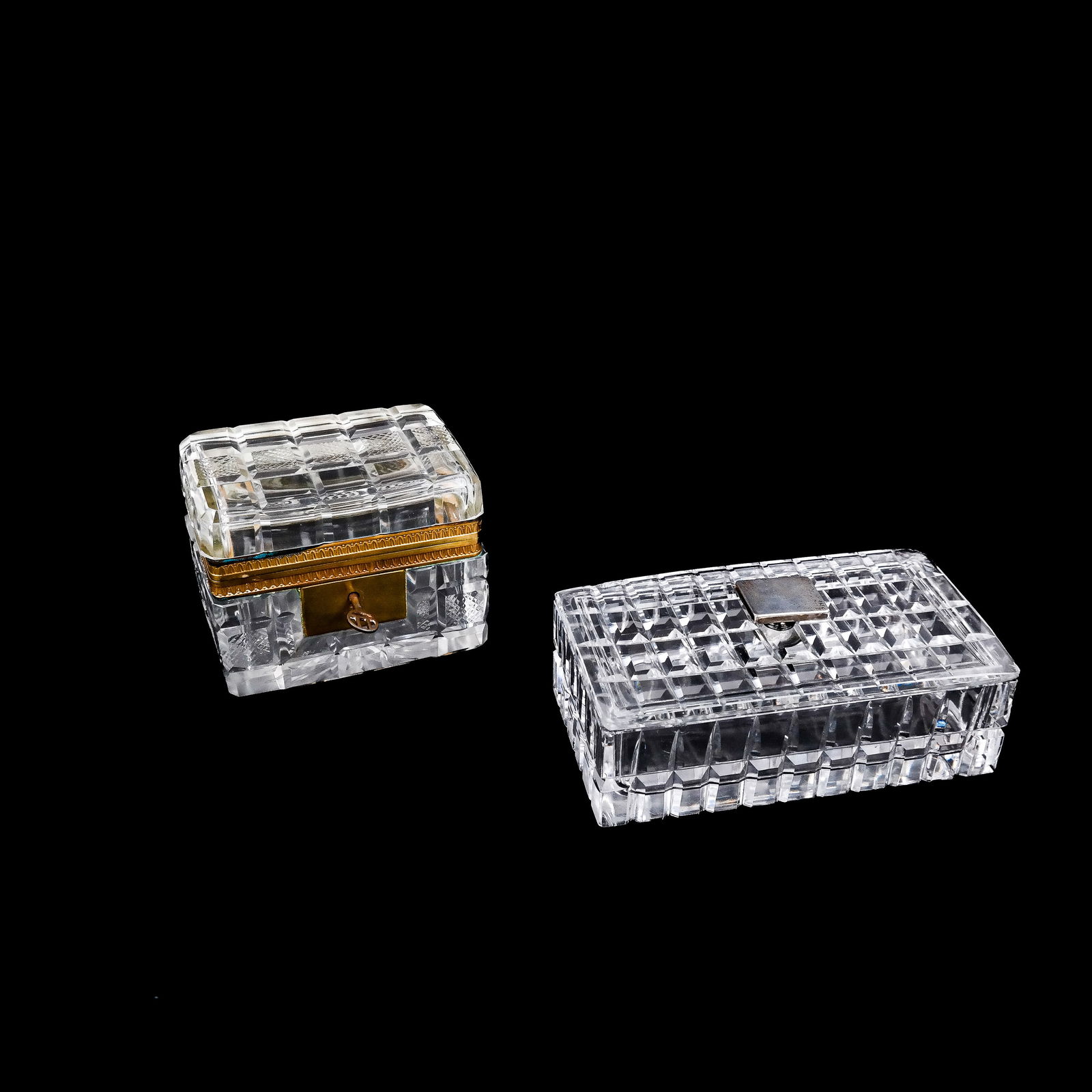 Two Fine Crystal Trinket Boxes (1 of 13)