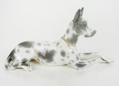 Lladro Spanish Porcelain Sculpture of a Dog