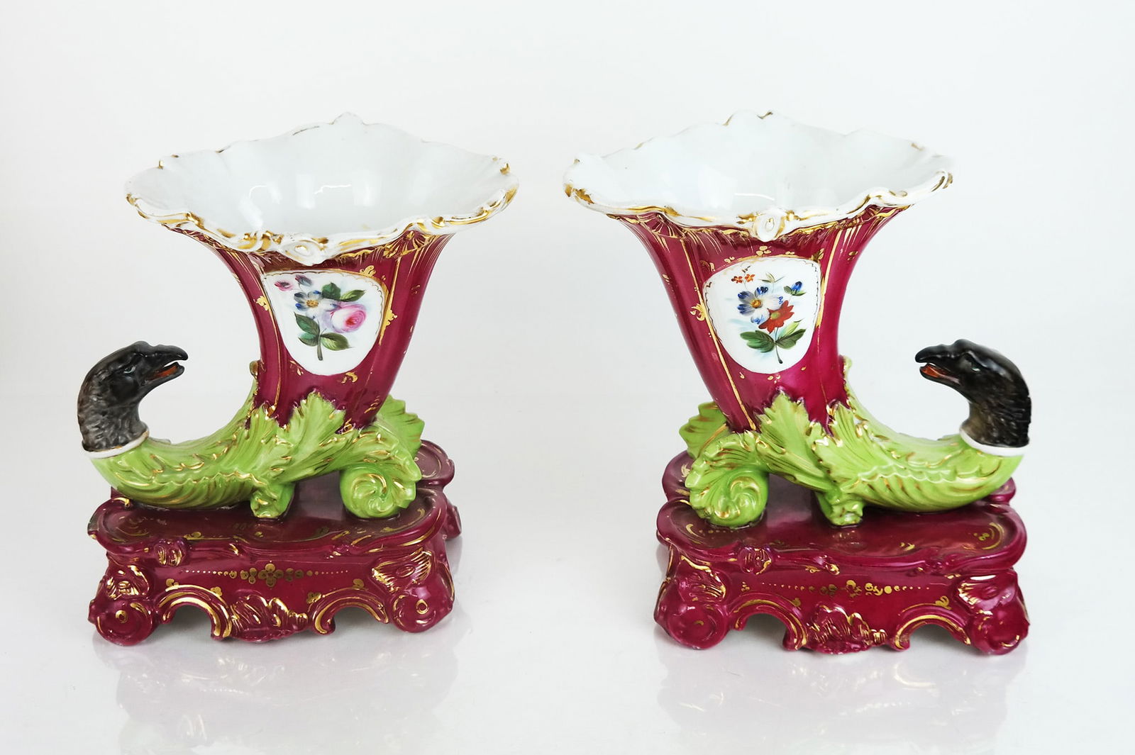 Pair of Paris Porcelain Cornucopia Vases (1 of 10)
