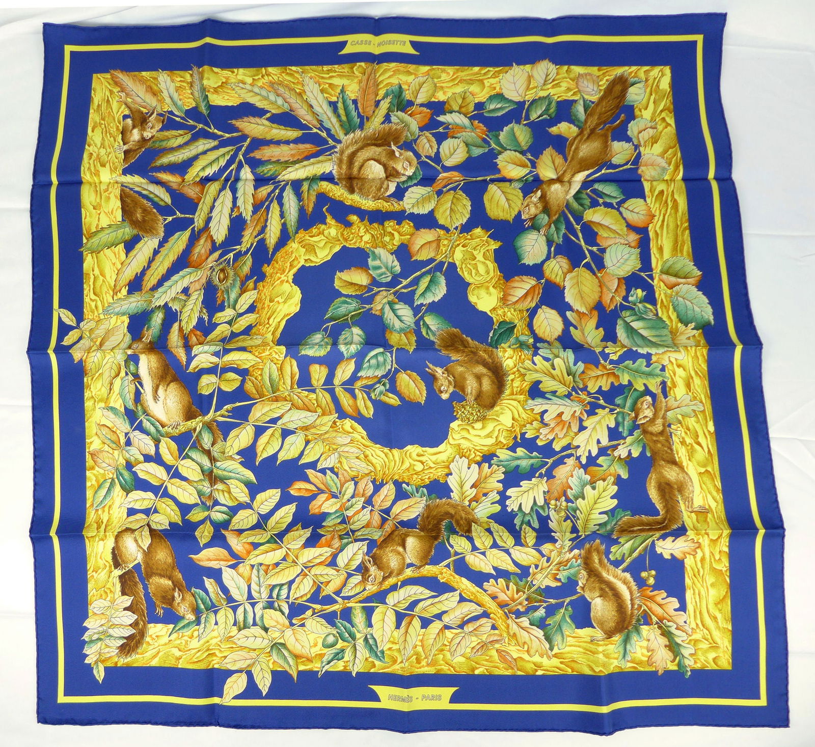 Vintage Hermes Paris Silk Scarf "Casse Noisette" with box (1 of 8)