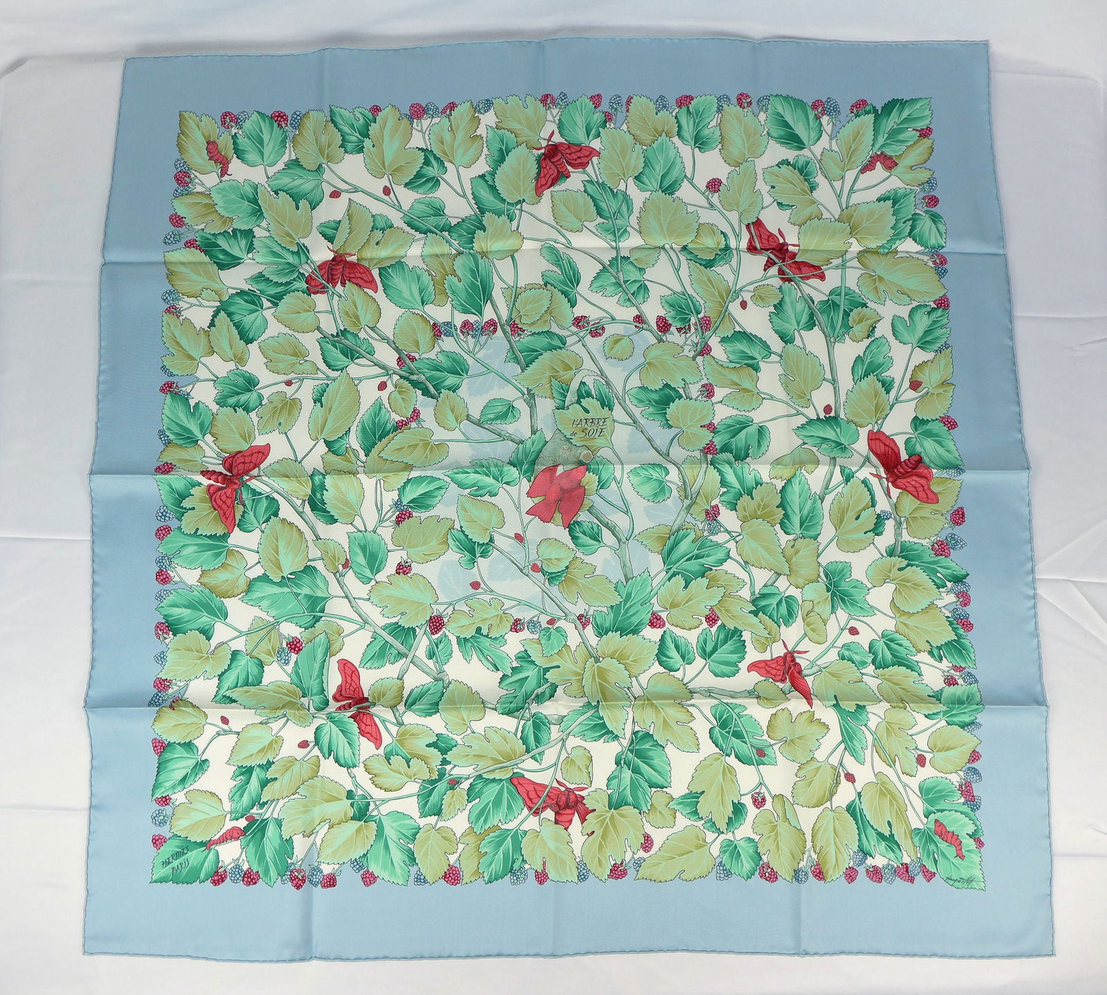 Vintage Hermes Paris Silk Scarf l'Arbre de Soie" with box (1 of 9)