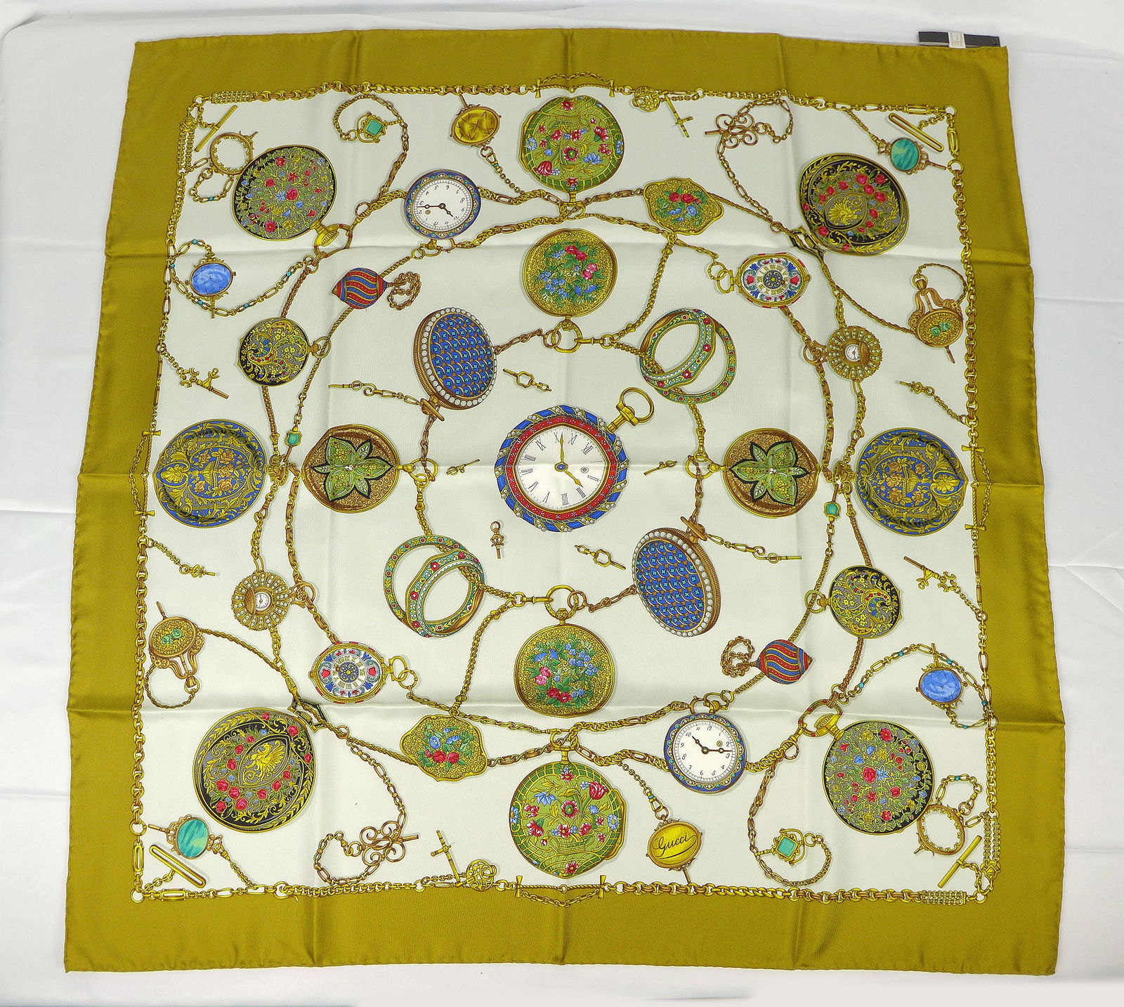Vintage Gucci Italy Silk scarf New with tags and box "Pocket Watches" (1 of 10)