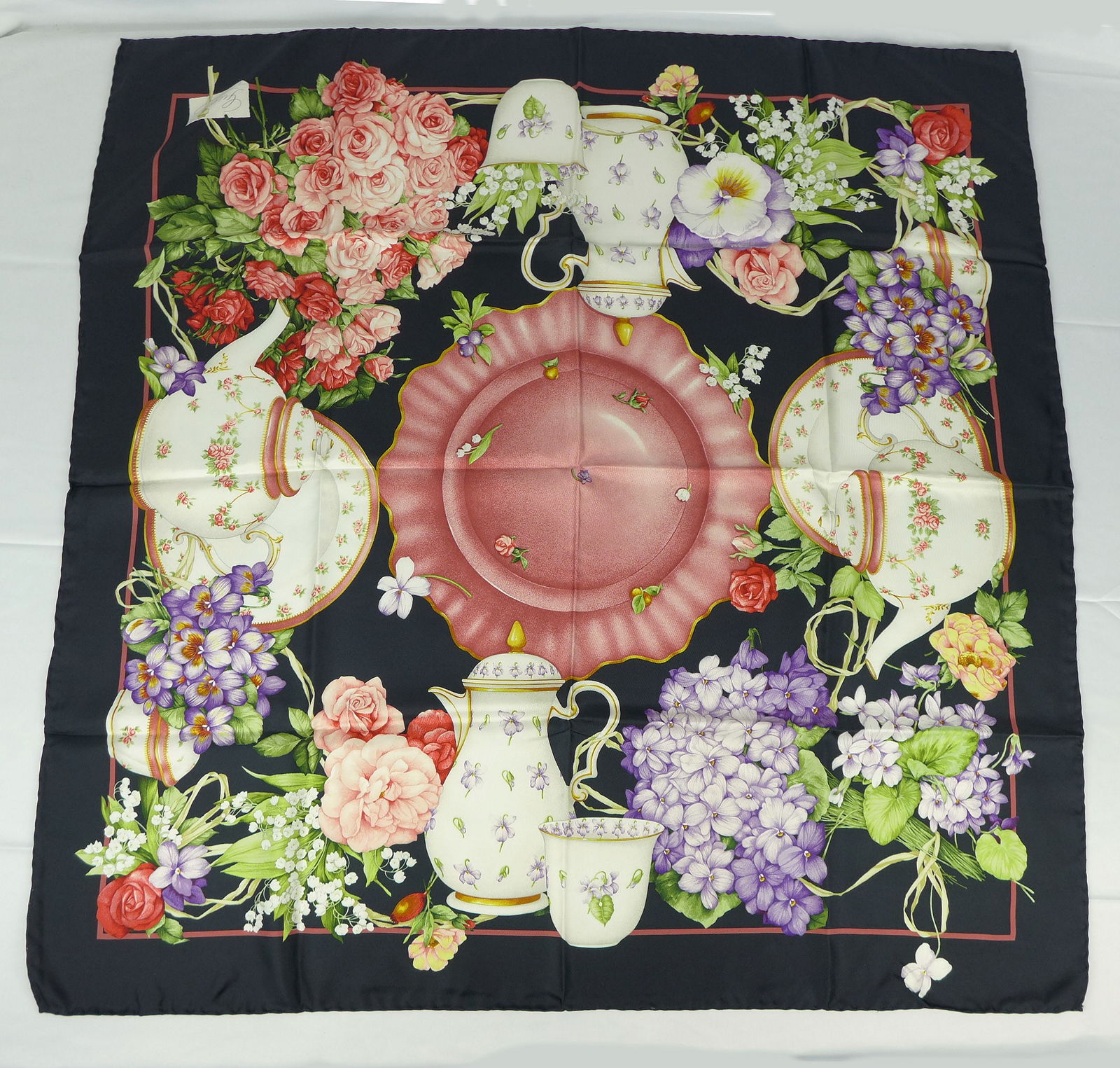 Vintage Gucci Italy Silk scarf with box "Flowers and Tea Pots" (1 of 9)