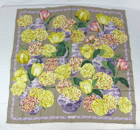 Vintage Gucci Italy Silk scarf with box "Tulip Peony"