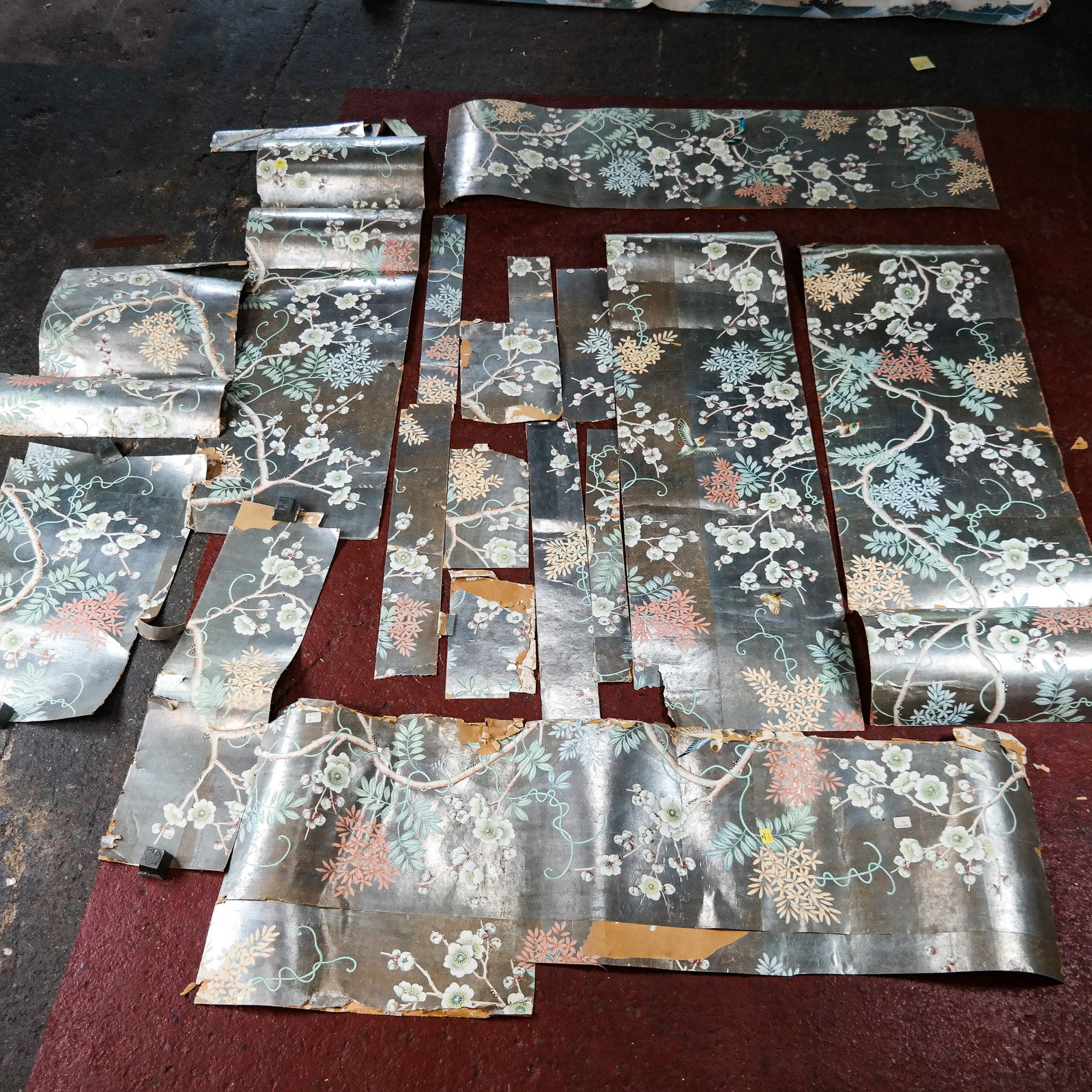 Chinoiserie Painted Wallpaper Panel Fragments, 14 pcs (1 of 9)