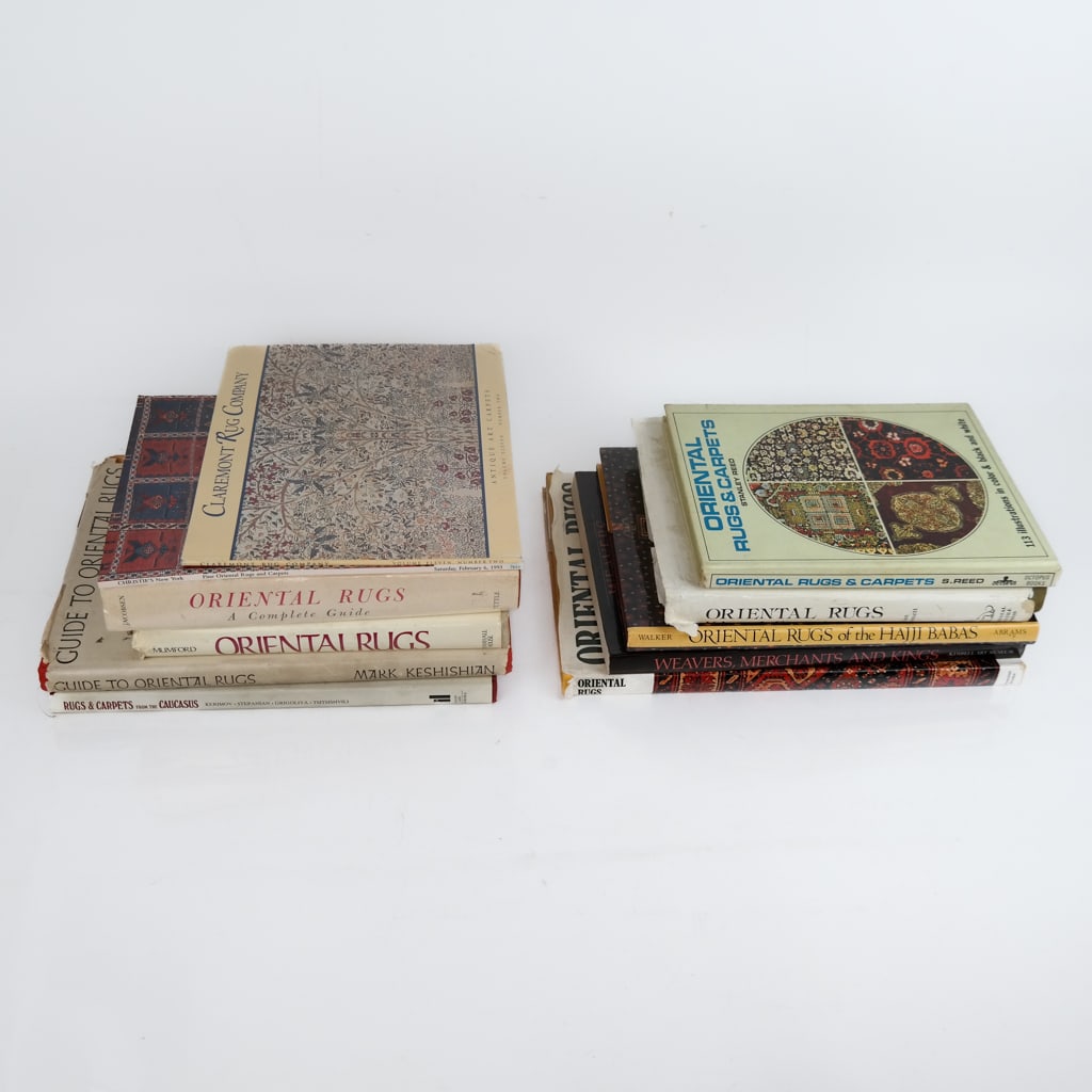 BOOKS: Catalogs on Rugs (9) (1 of 16)