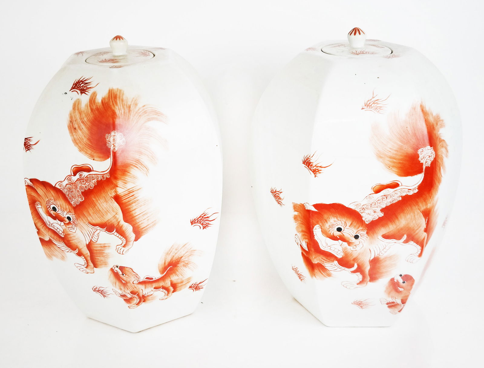 Pair of Chinese Porcelain Ginger Jars (1 of 14)