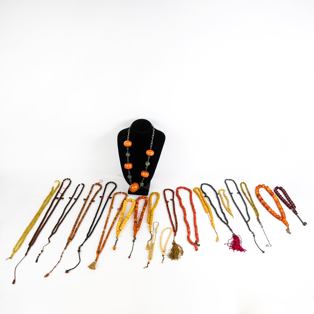 Approx. 20 Beaded Necklaces (1 of 7)