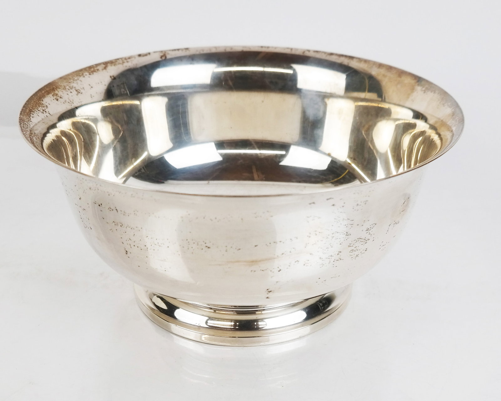 Sterling Silver Paul Revere Reproduction Bowl: Of classic form, signed and numbered on the base, 21.41 ozt. [Diameter 9 inches]