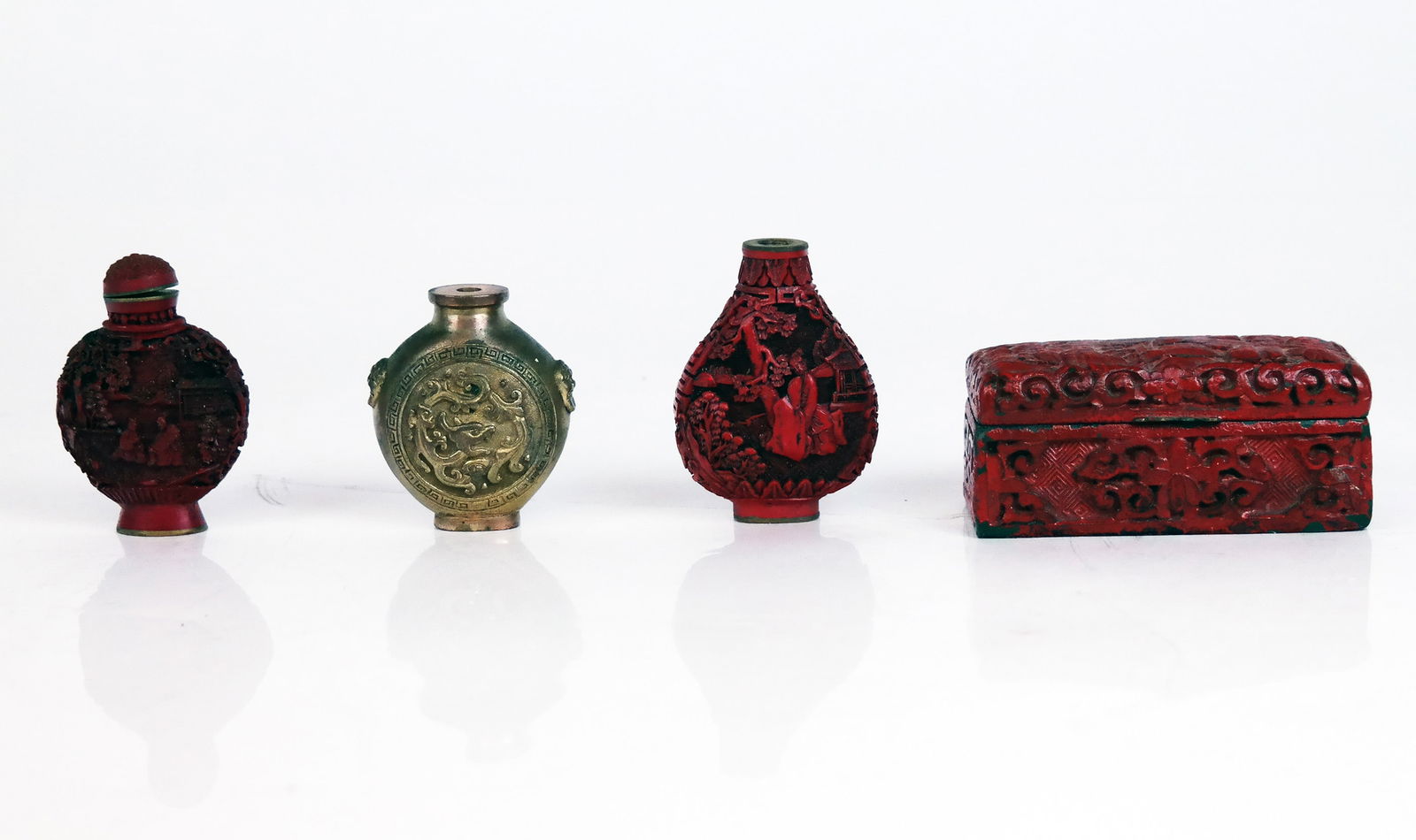 Chinese Cinnabar Lacquer Box & Snuff Bottles (4) (1 of 19)