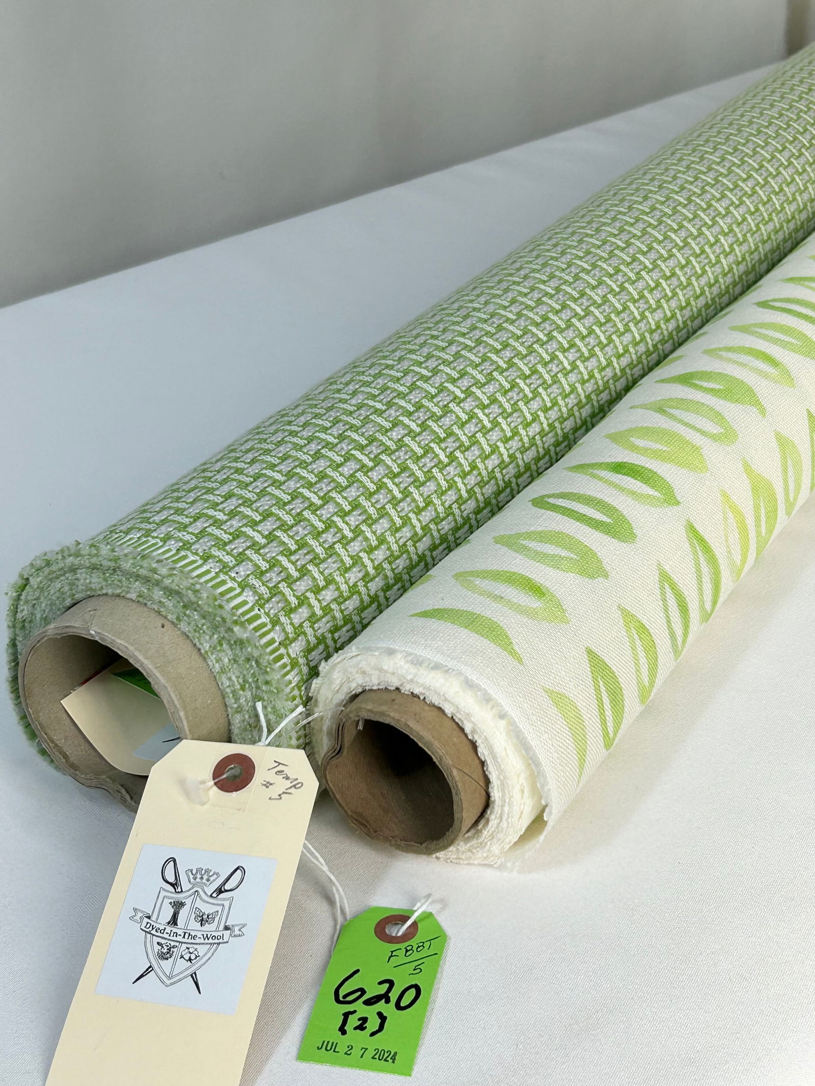 Kate Loudon-Shand Print and Lee Jofa Woven Fabric (1 of 7)