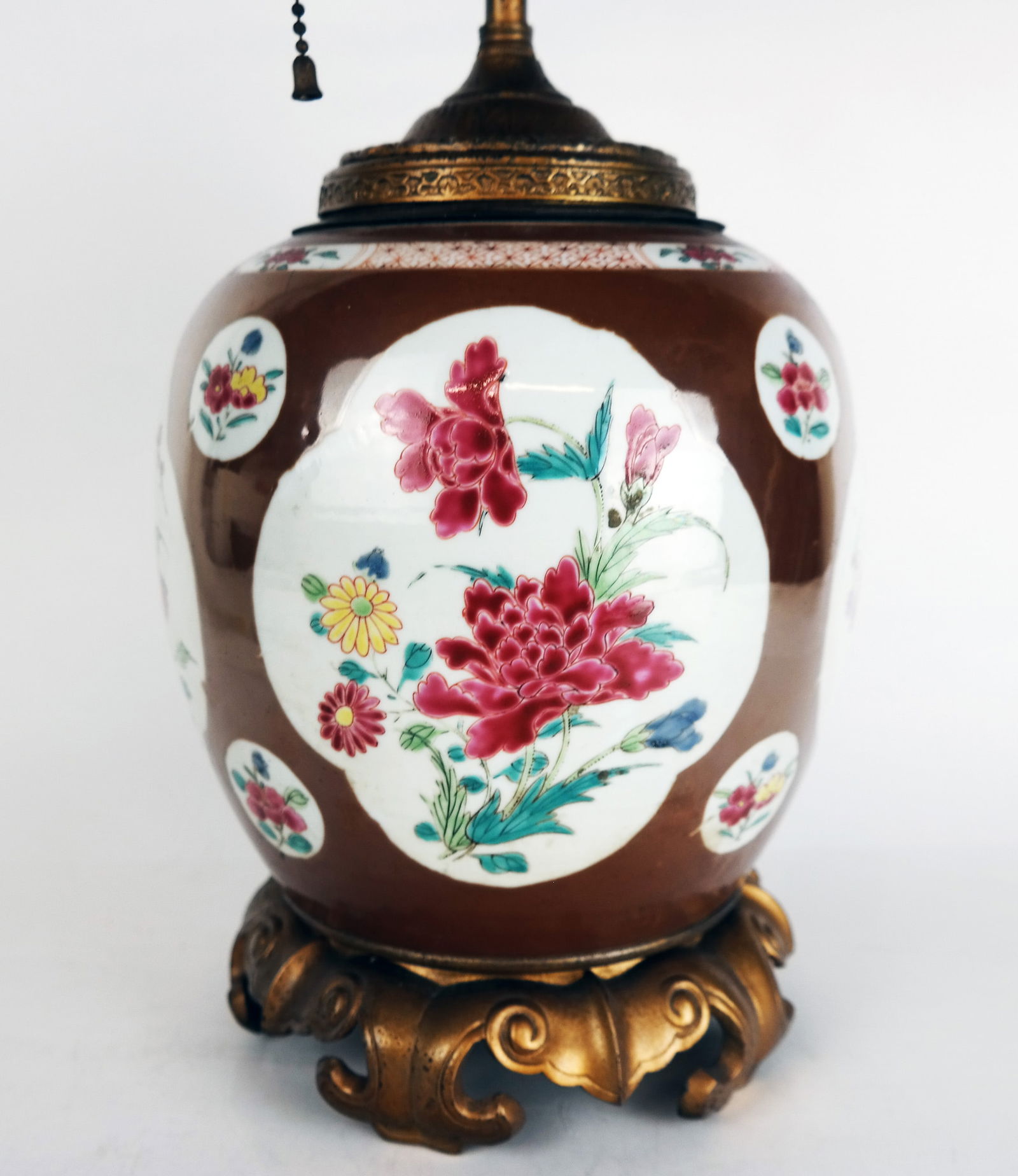 Chinese Paint-Decorated Table Lamp (1 of 8)