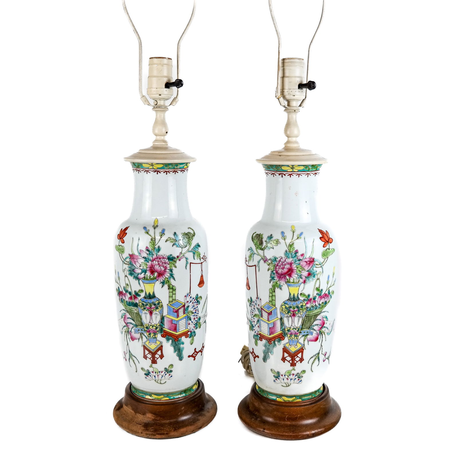 Pair of Chinese Porcelain Vase Lamps (1 of 8)