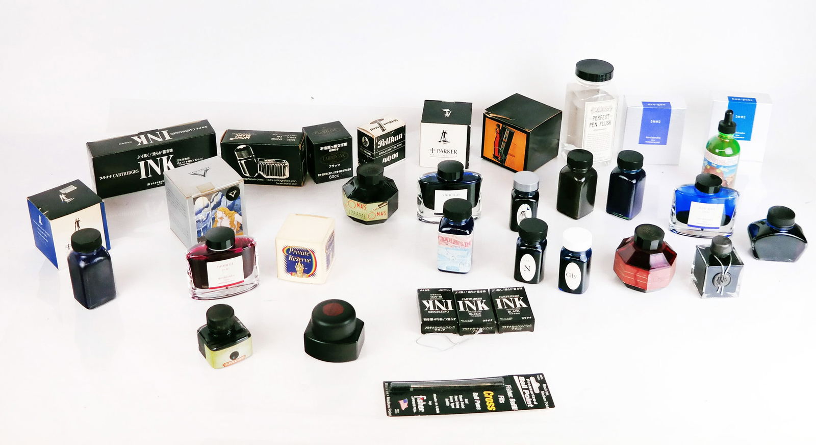 Assorted Fountain and Ink Pens (1 of 8)