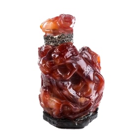 Chinese Carved Agate Lidded Vase