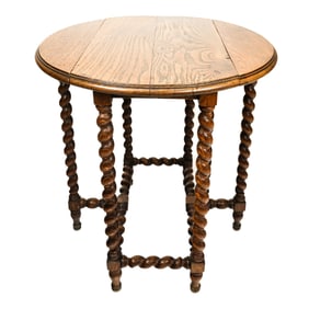 Mid-20th C. Oak Gateleg Table