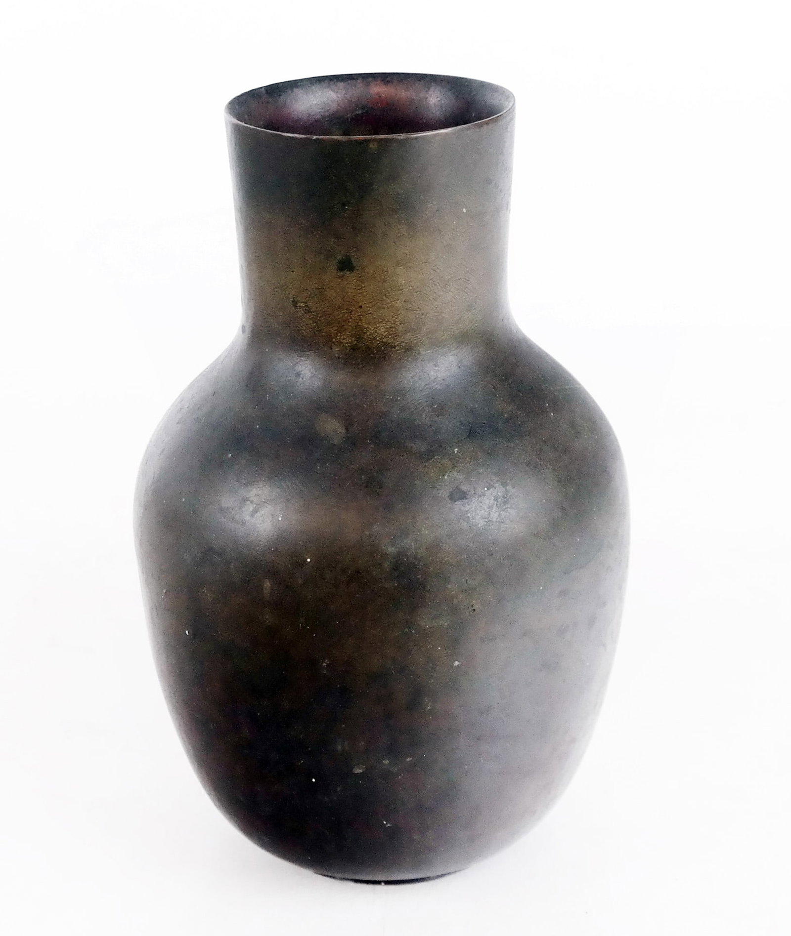 Hagenauer Bronze Vase: Early 20th century bronze vase marked "Hagenauer Vien" and "Made in Austria" at base. [6" H x 3 1/2" Diam.]. In overall good condition. Condition reports and requests for additional photos cannot be a