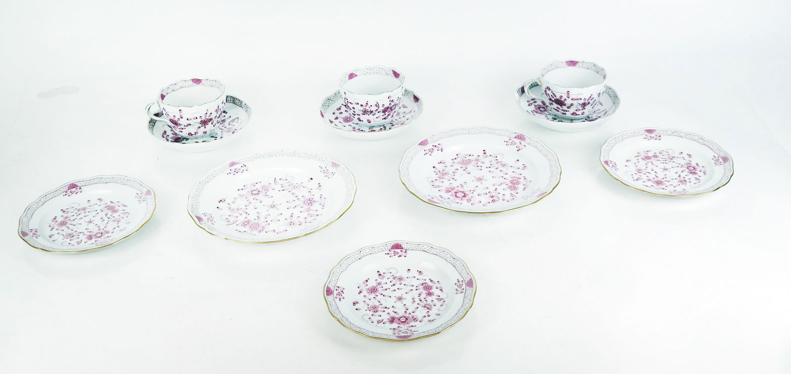 Meissen Indian Blossom Dinnerware (1 of 15)