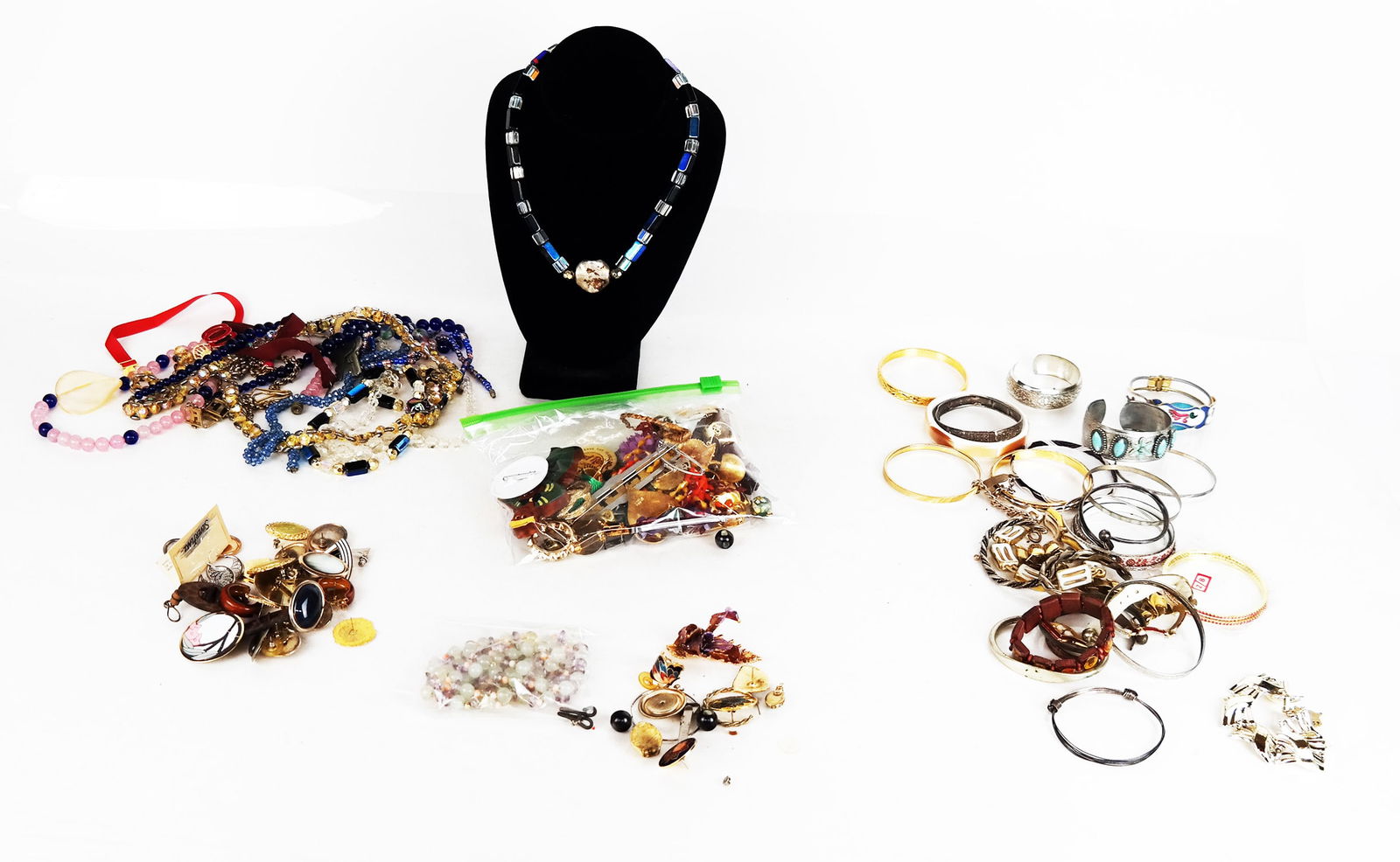 Miscellaneous Group of Costume Jewelry (1 of 11)