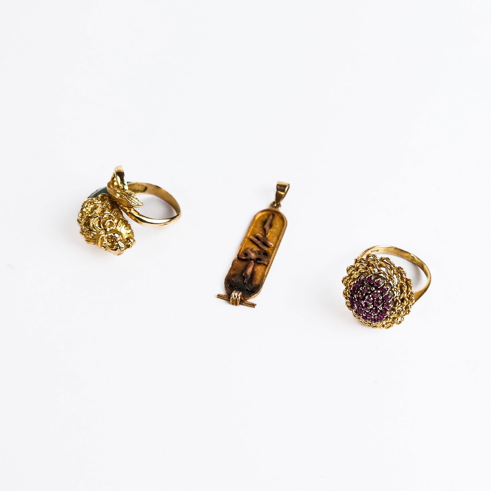 Two 18K Gold Rings and Pendant (3) (1 of 11)