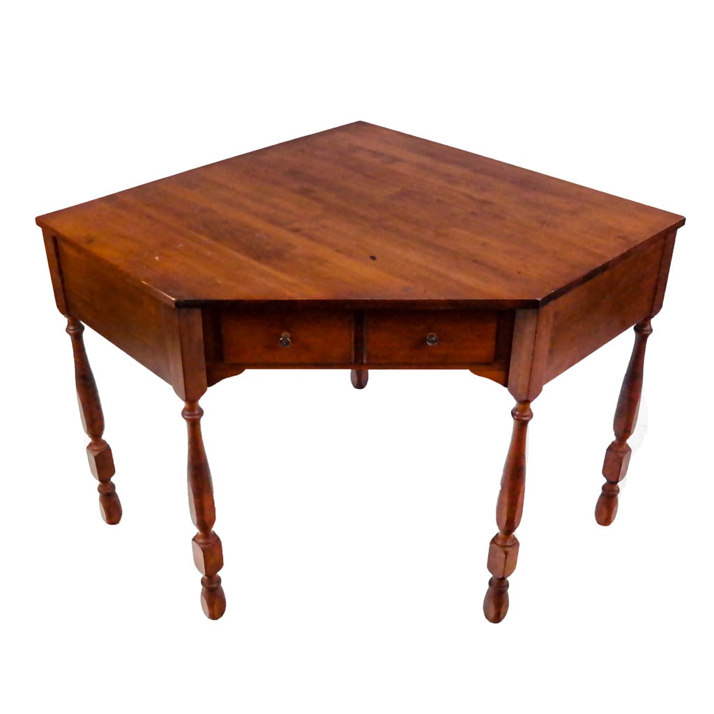 Colonial-Style Corner Desk (1 of 12)