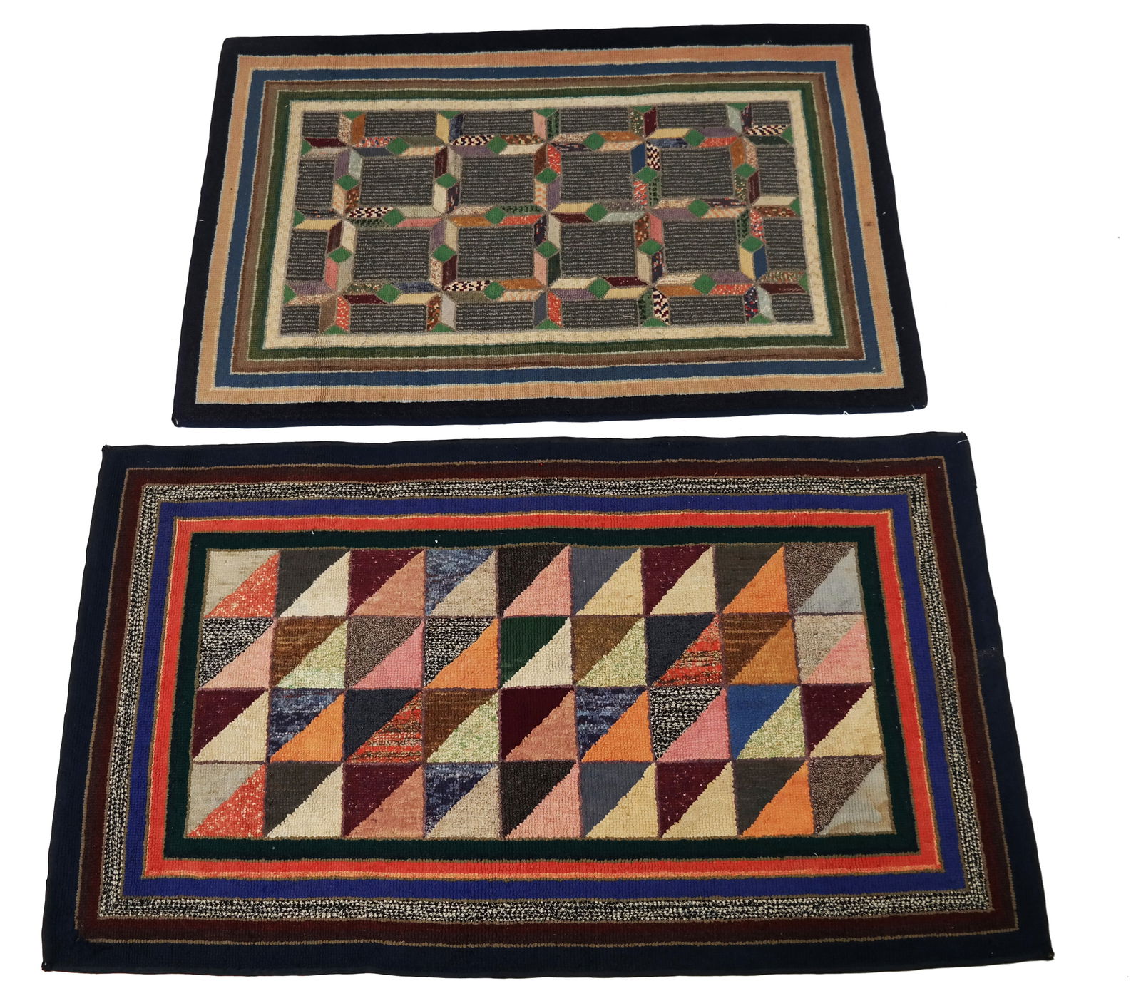 Two Vintage American Hook Rugs (1 of 12)