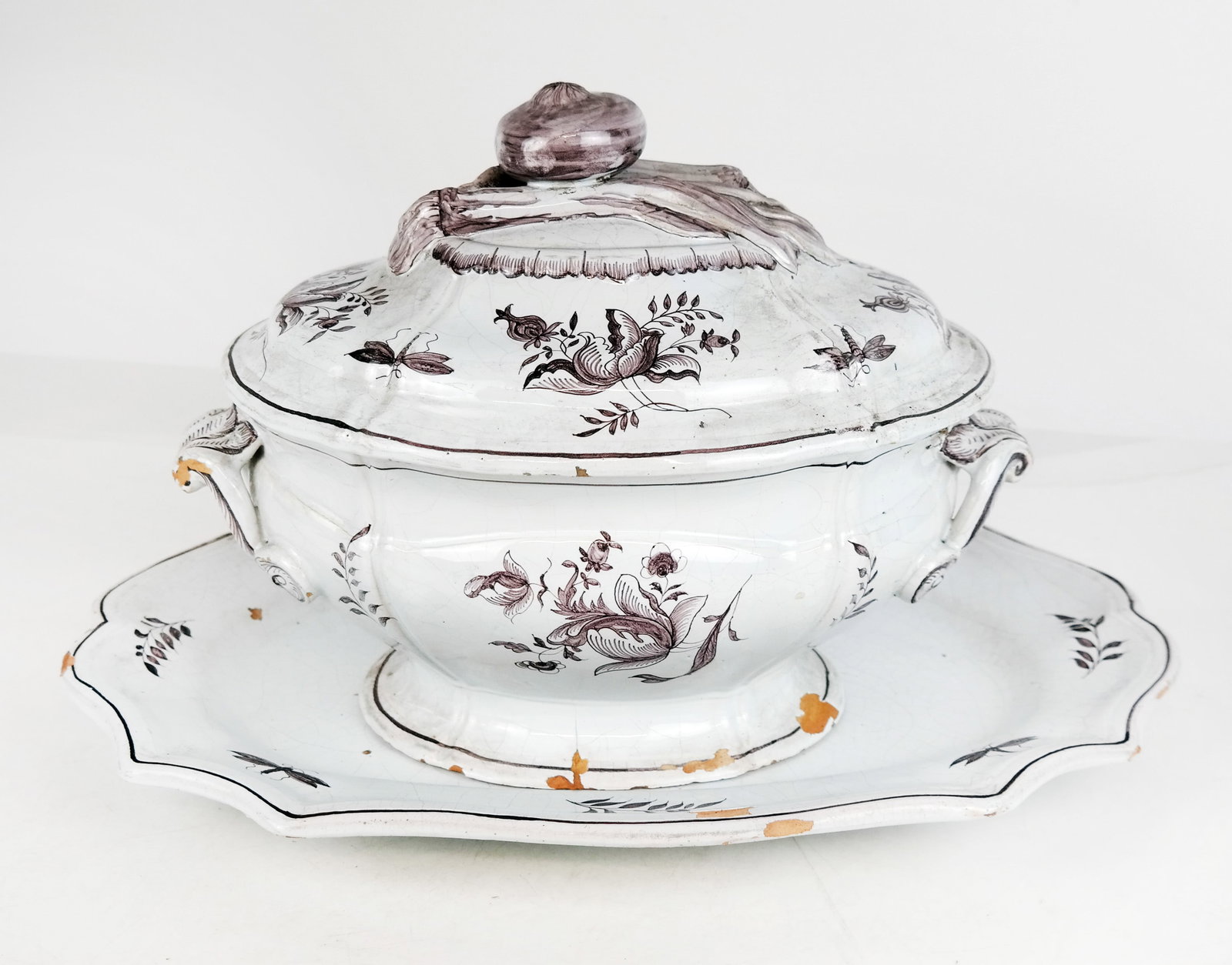 Italian Soup Tureen w/ Plate: 20th century Italian painted tureen with plate and turnip-form handle. [Tureen: 10" H x 13" W x 8" D; Plate: 17" x 12"]. Chips on base of tureen and on tray. Condition reports and requests for additio