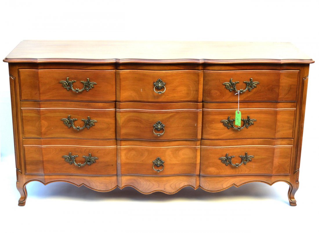 91 John Widdicomb Dresser Lot 0091 91 John Widdicomb Dresser