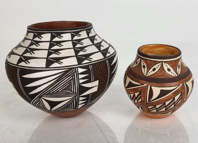 ARAGON & SALVADOR: Two Small Acoma Pottery Vessels