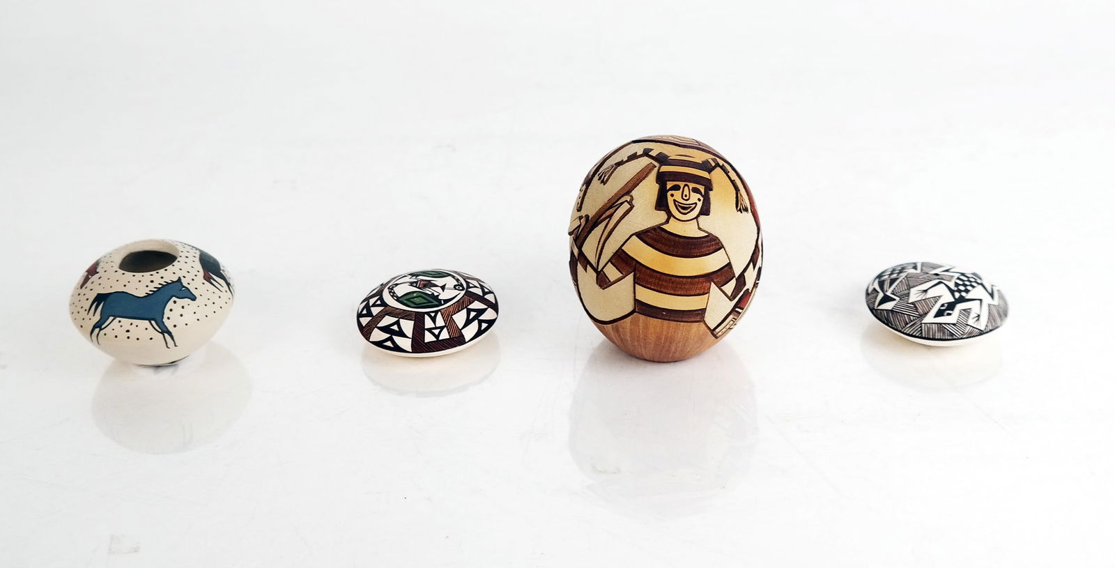 Four Southwest Native American Signed Sculptures (1 of 14)