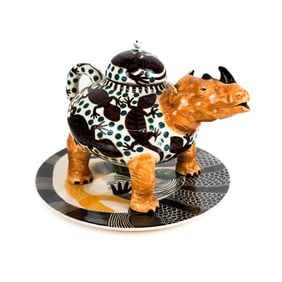 Baba WAGUE: Lizard Plate & Rhinoceros Teapot