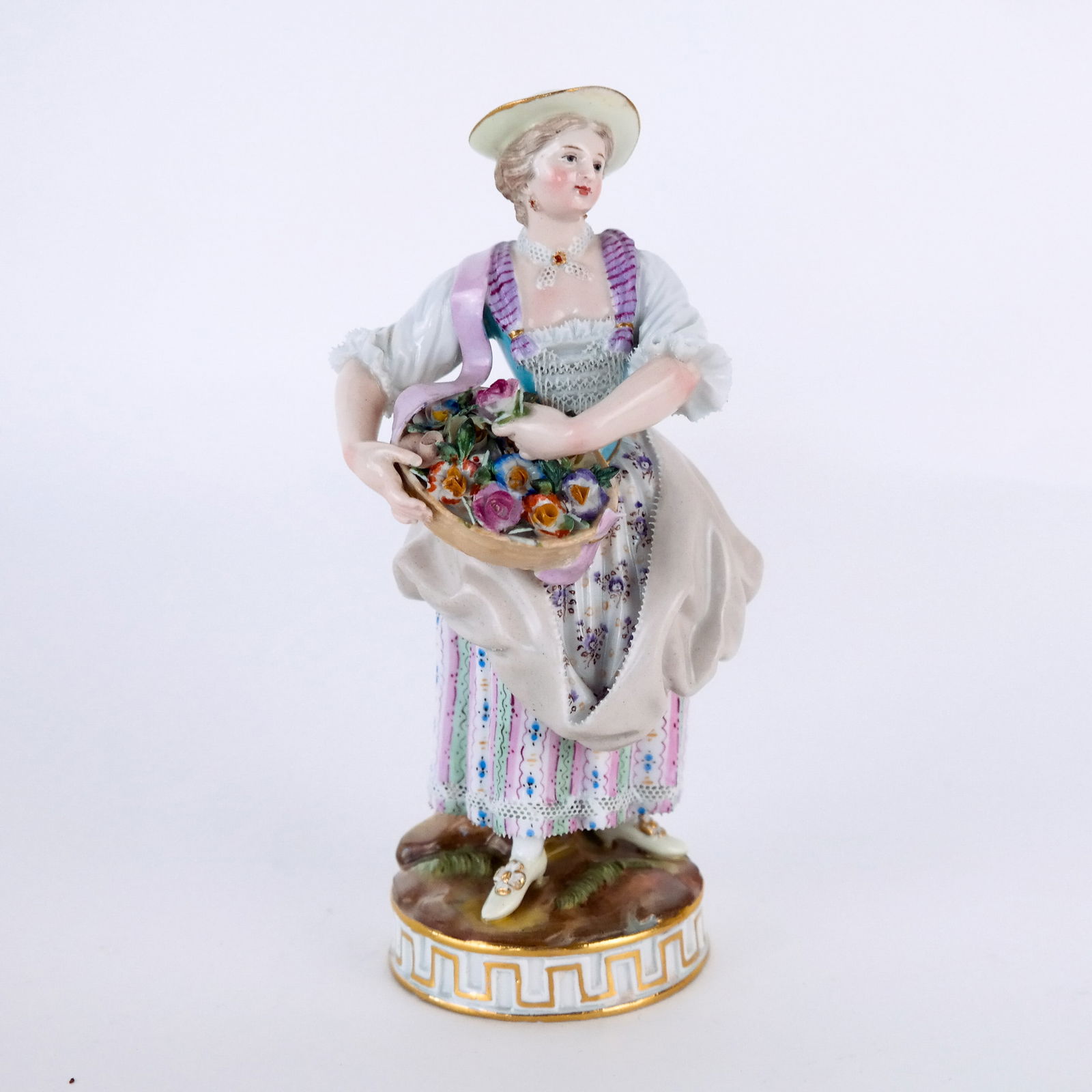 19th / 20th C Meissen Glazed Porcelain Flower Girl (1 of 8)