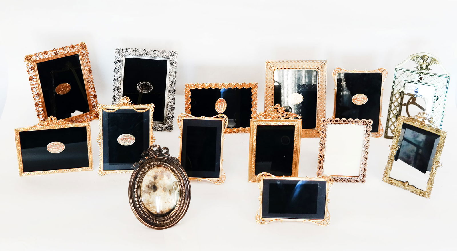 Group of Assorted Picture Frames (14) (1 of 19)