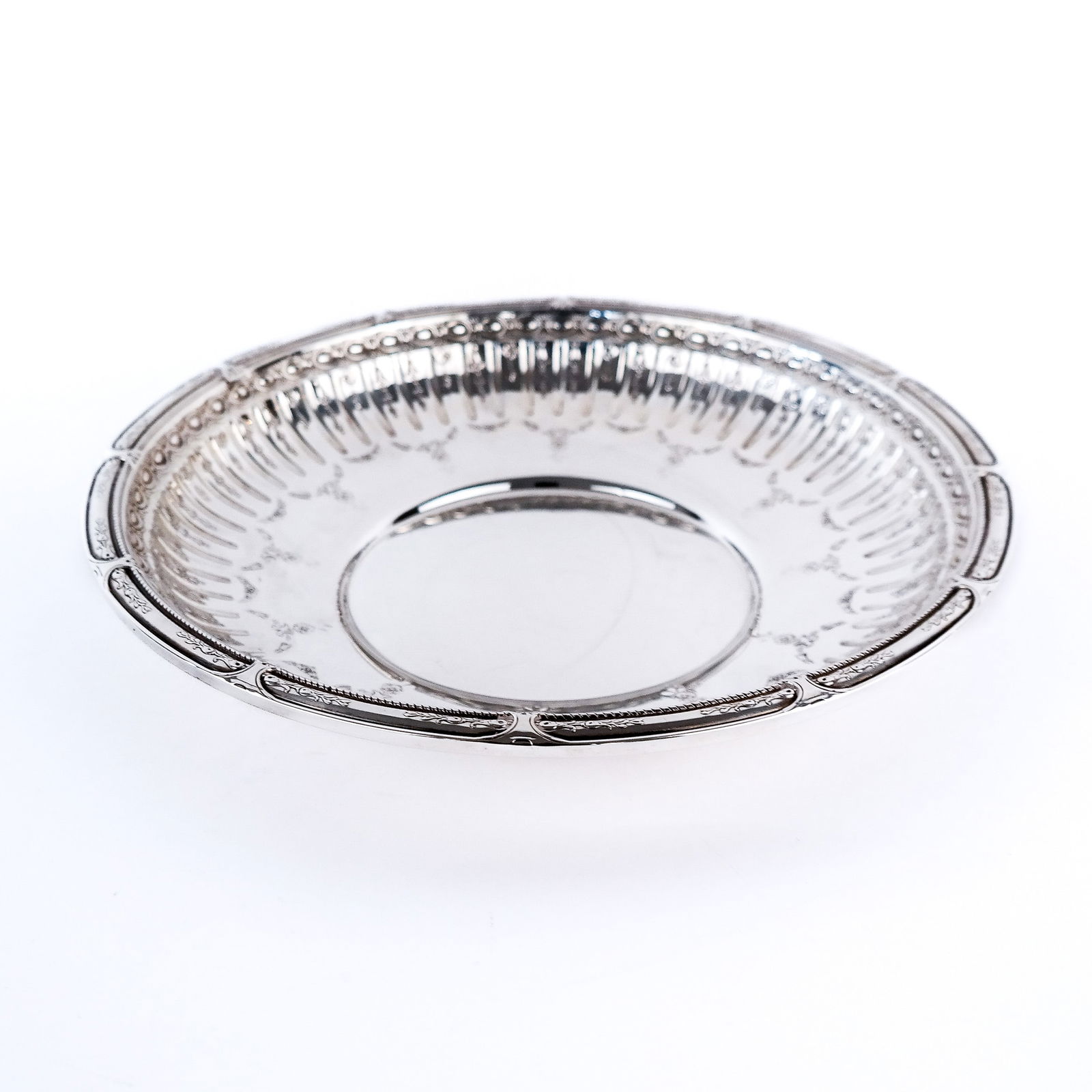 Gorham Sterling Silver Circular Dish (1 of 9)