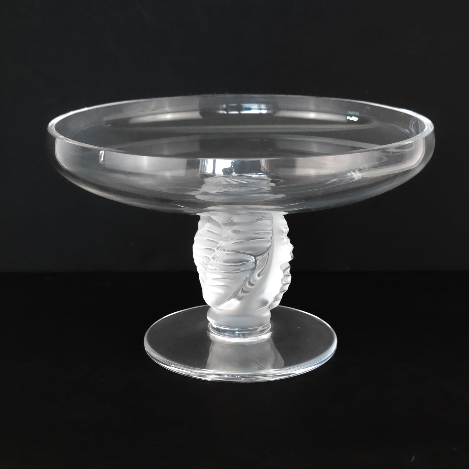 Lalique Crystal Compote/Cake Stand (1 of 7)