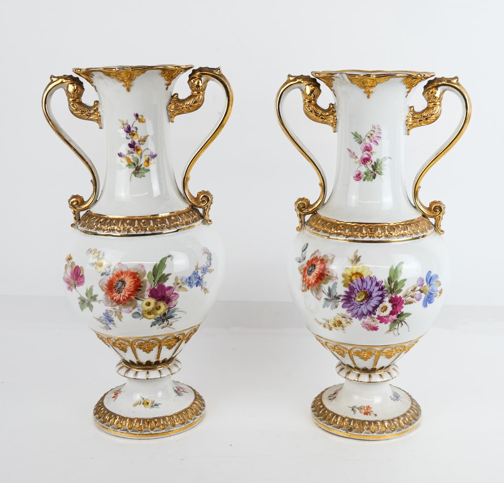 Pair of Meissen Porcelain Floral Vases (1 of 13)
