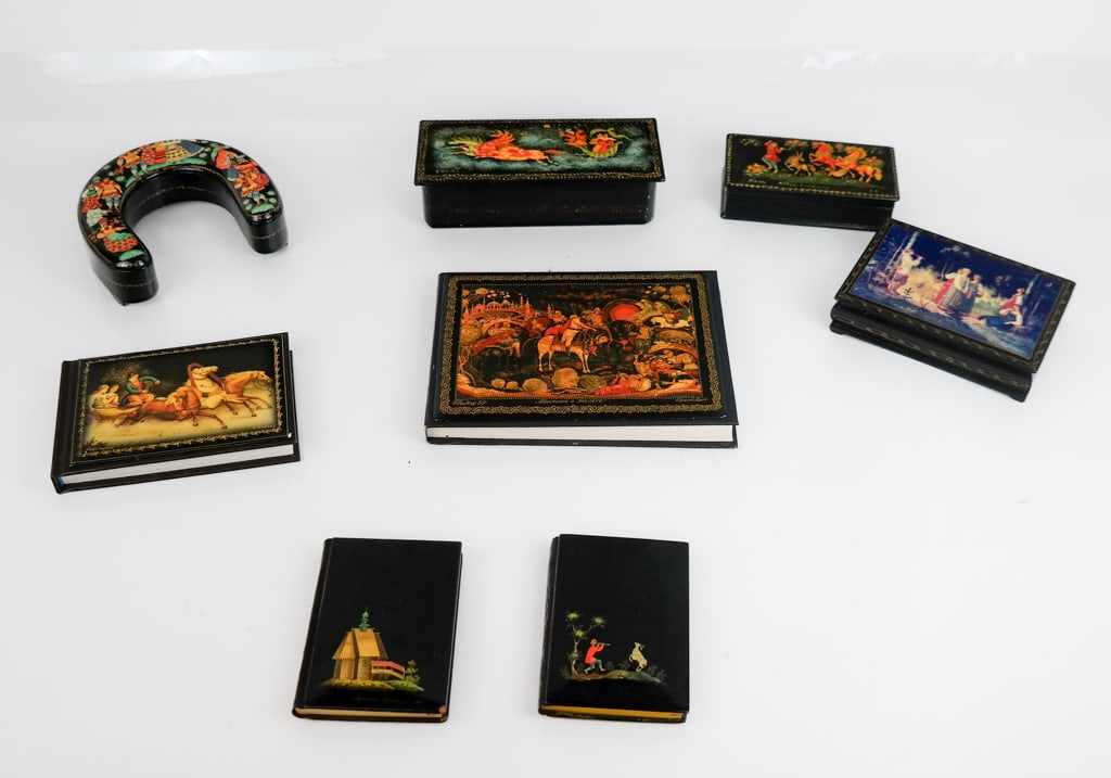 Group of Russian Boxes and Notepads (8) (1 of 12)