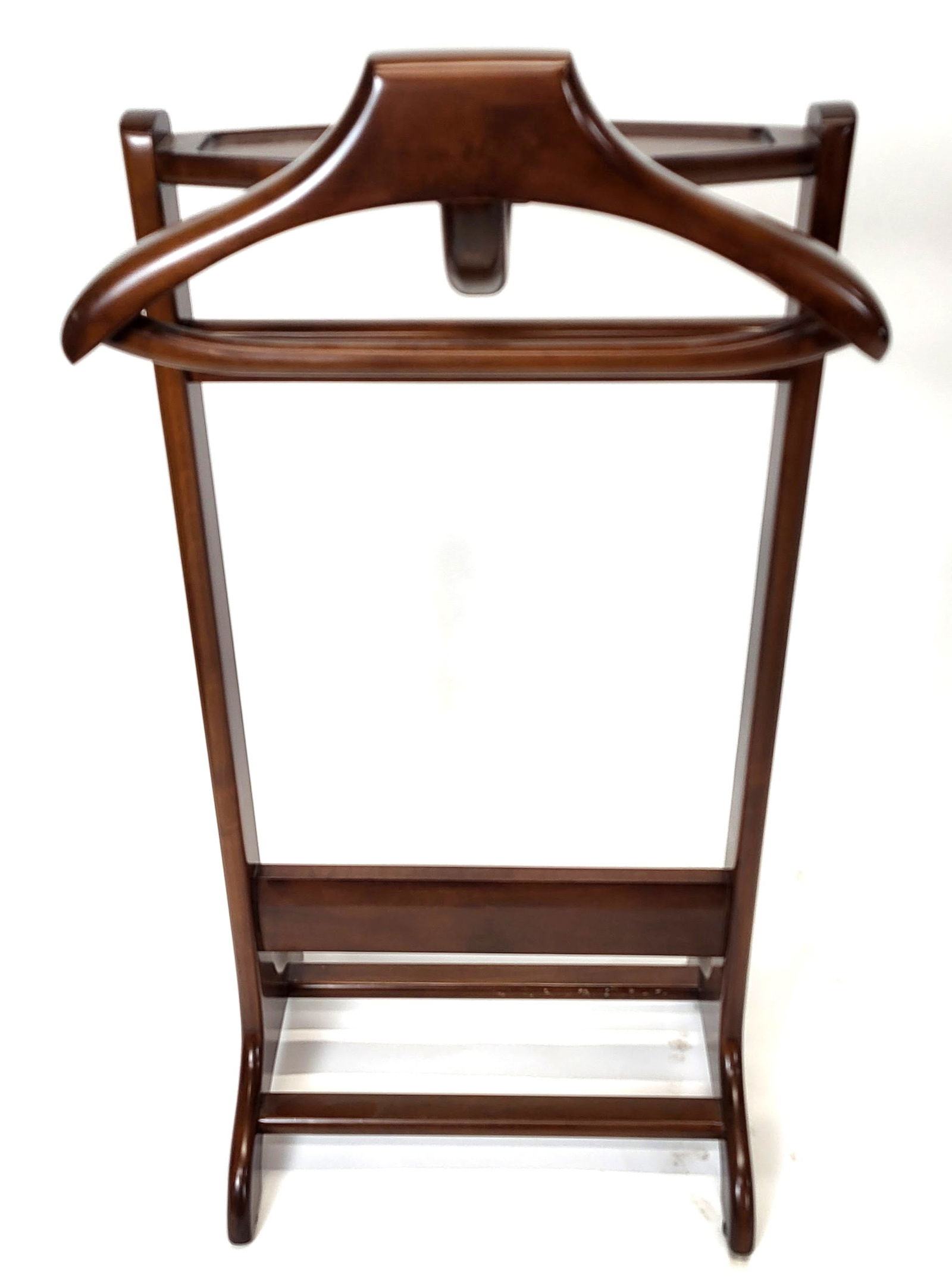 Mahogany Valet Stand: Mahogany valet stand or silent valet, American, 20th century. [37.75" H x 18.5" W x 14" D]. In overall good condition. Condition reports and requests for additional photos cannot be accepted on this l