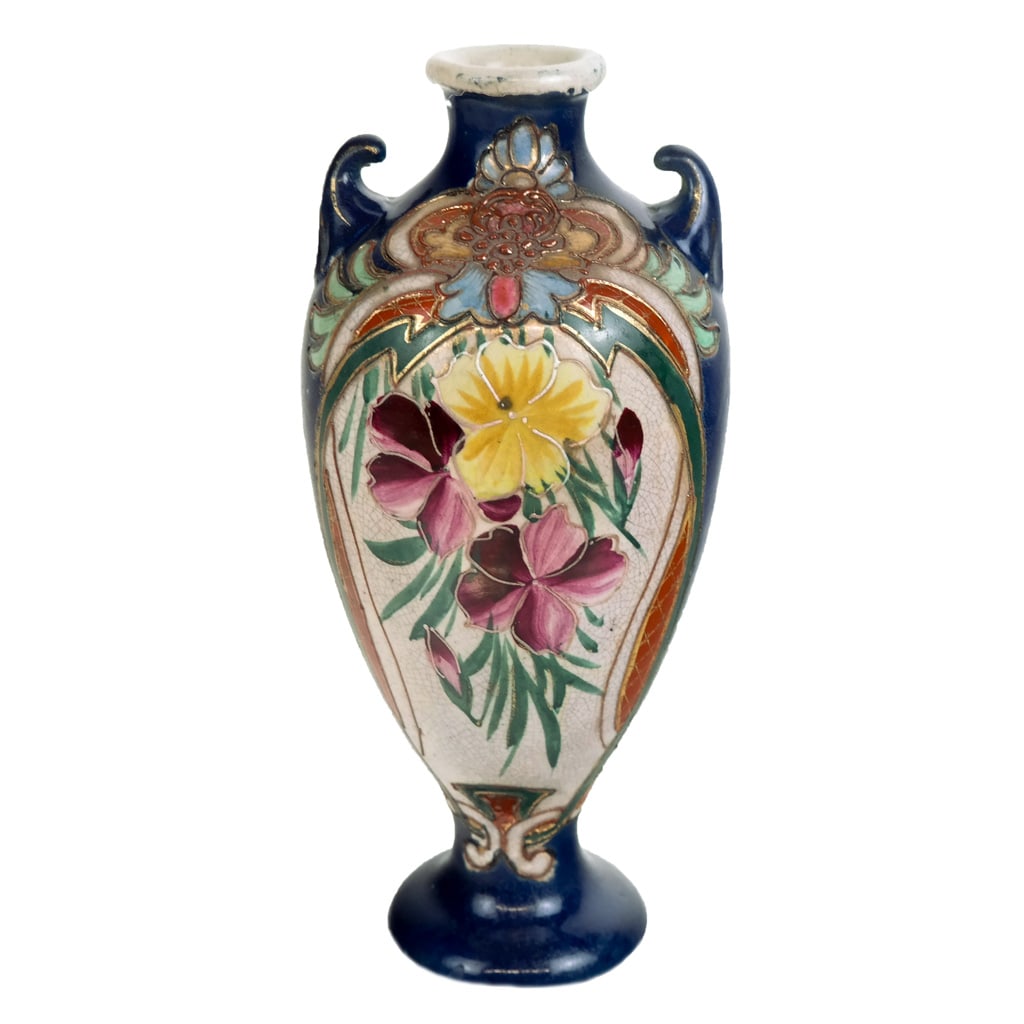 Satsuma Moriage Vase (1 of 7)